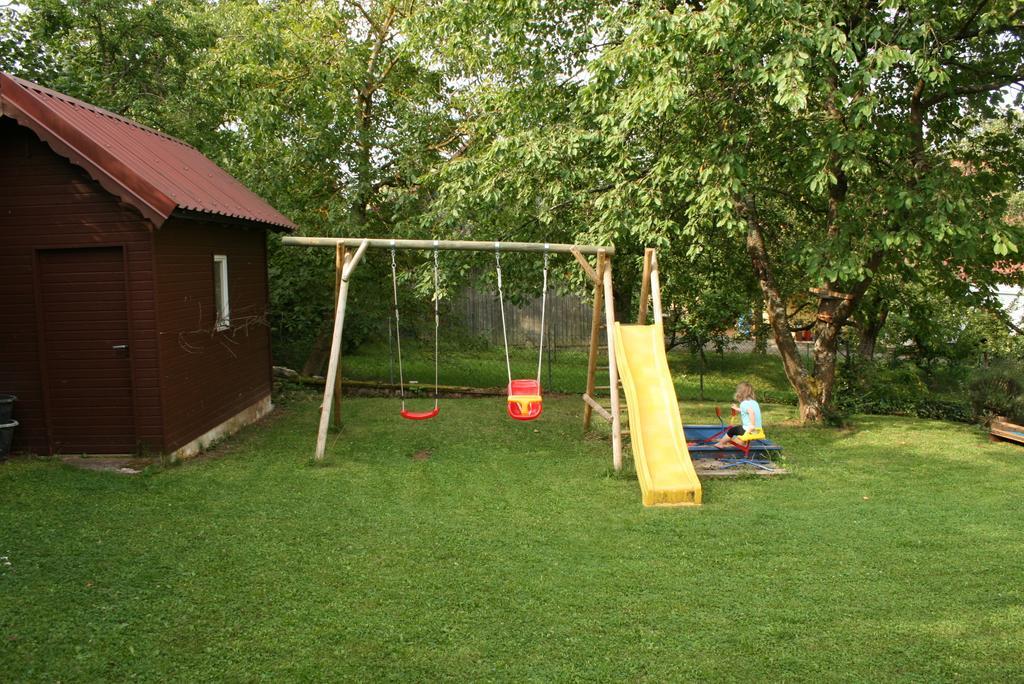 Ferienwohnung Haus Rosa Nüdlingen الغرفة الصورة